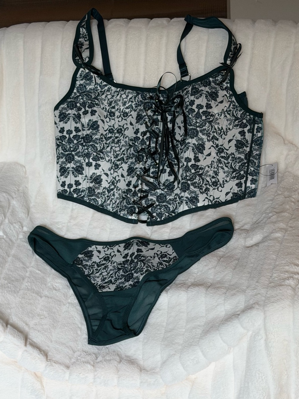 Adore Me “Alex” 2 Piece Floral Corset Set